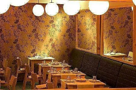 广场二号酒店 酒店