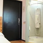 La Plaza Ii Hotel 3*