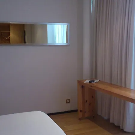 Hotel La Plaza Ii 3*